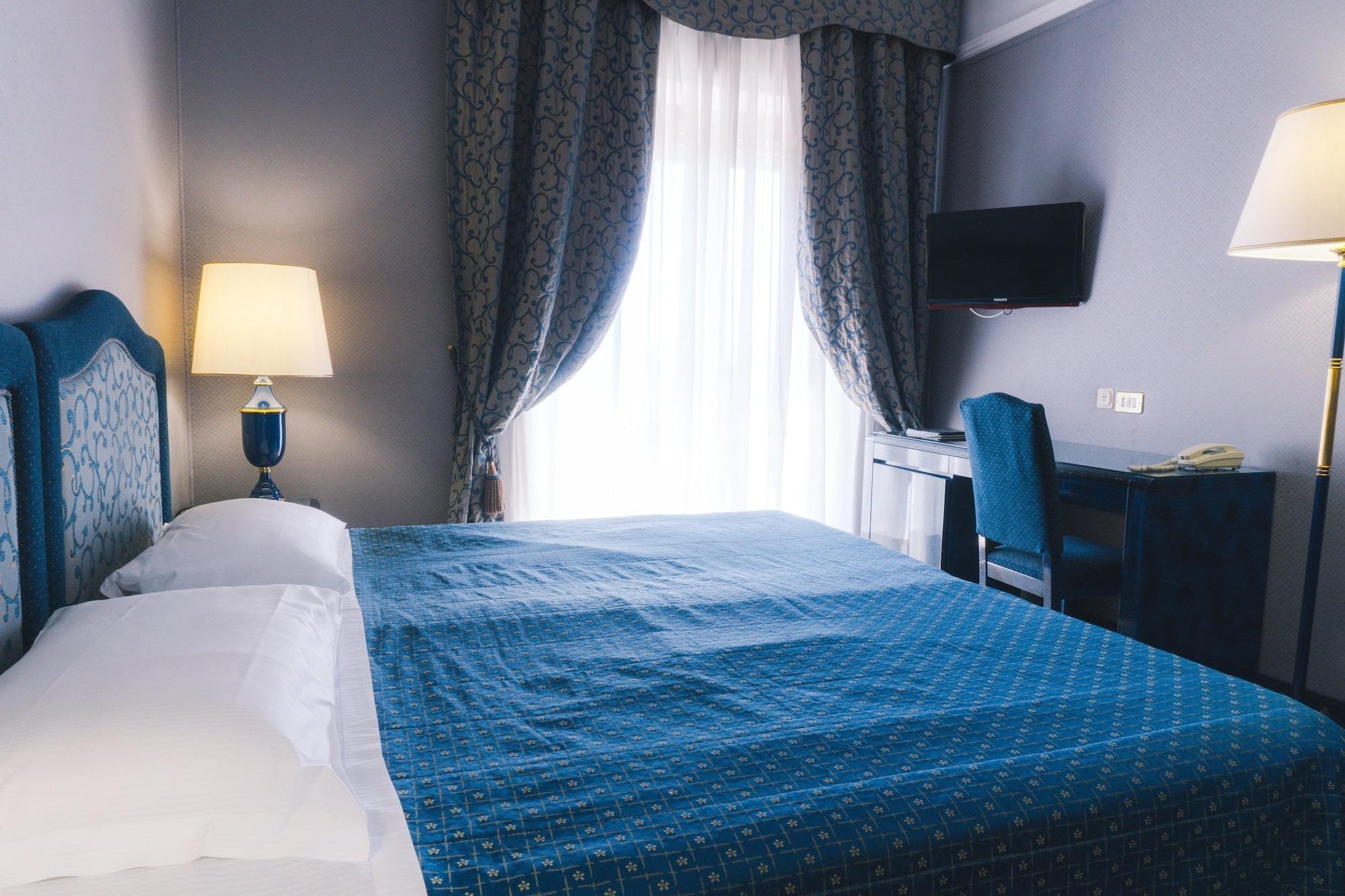 Grand Excelsior Hotel 4*
