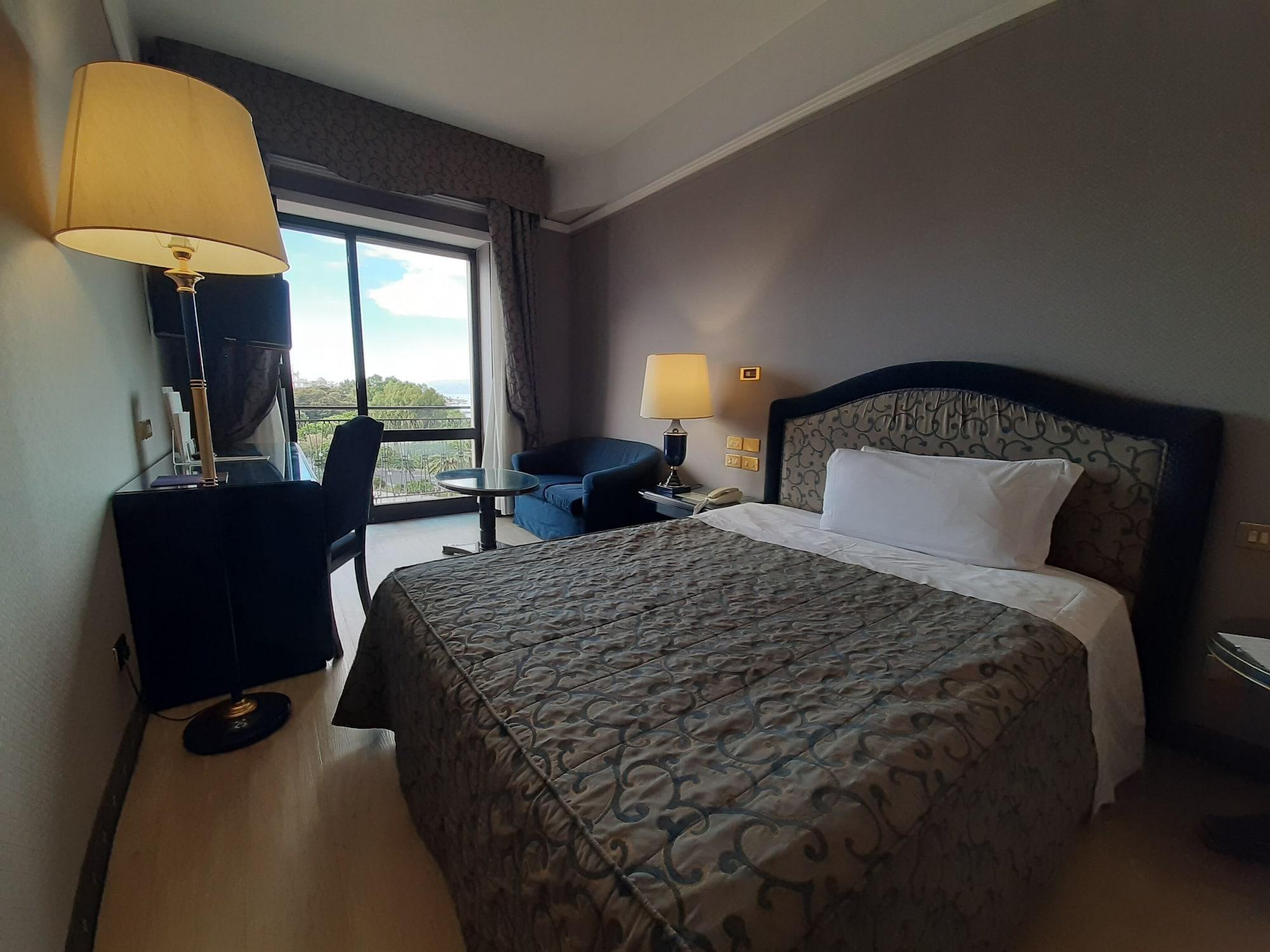 Grand Excelsior Reggio de Calabre