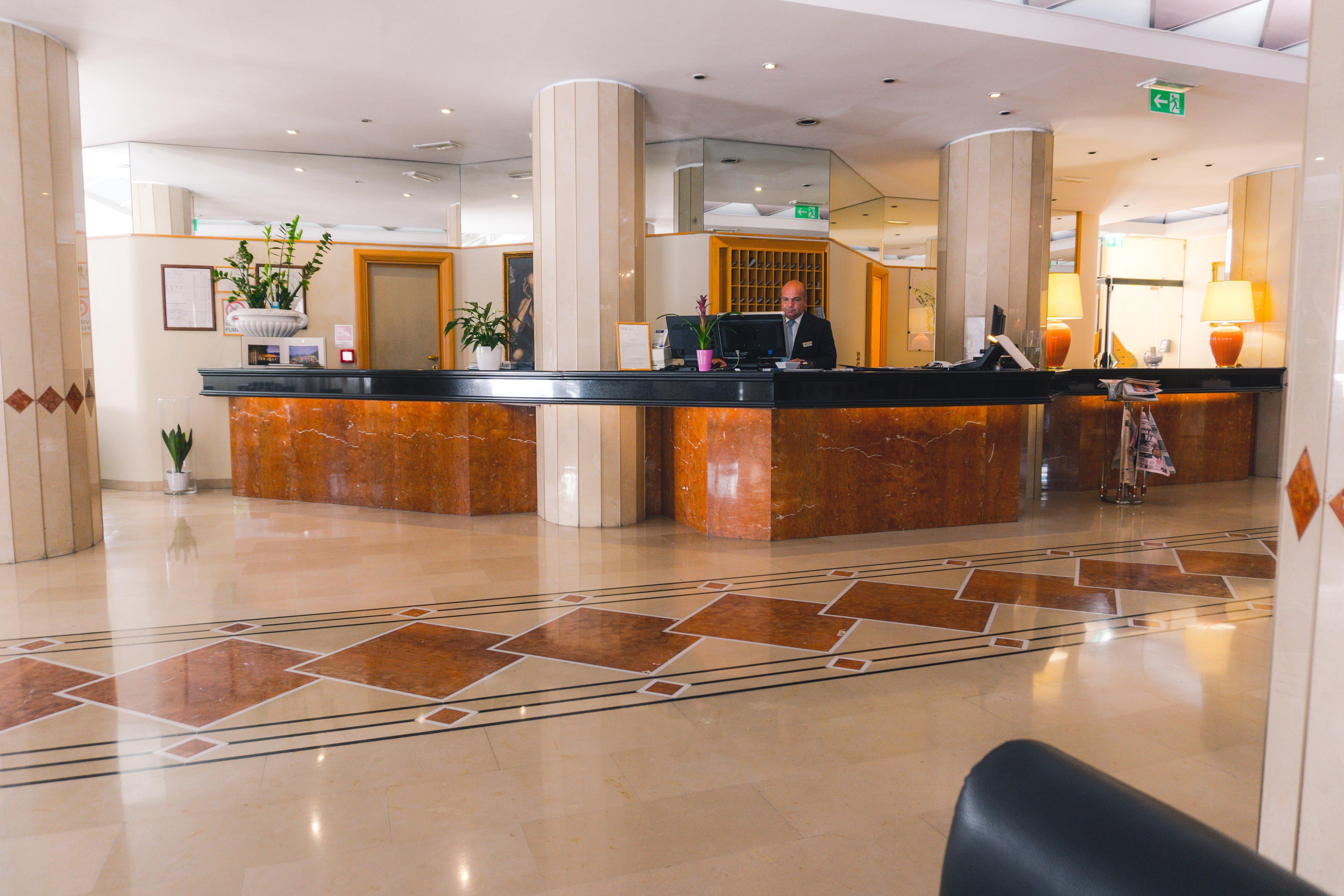 Grand Excelsior Hotel 4*