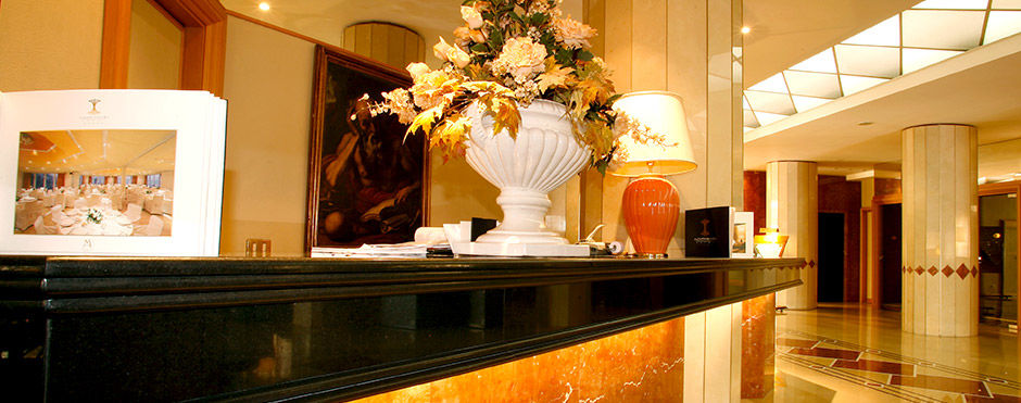 Grand Excelsior Hotel 4*